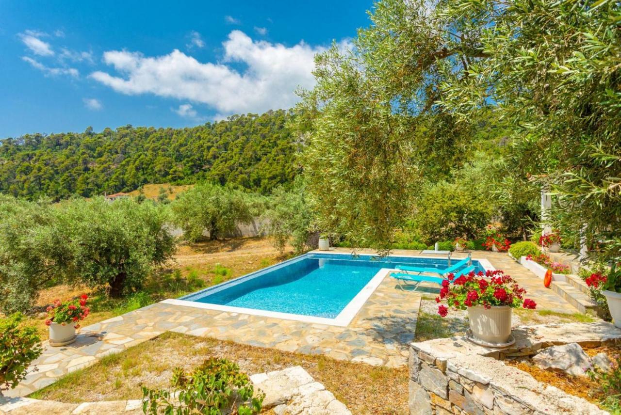 Villa Tassoula Isomata Екстер'єр фото